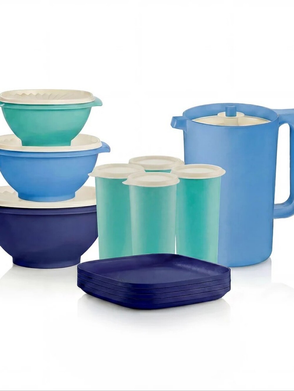 TUPPERWARE 19 PIECE SERVING SET